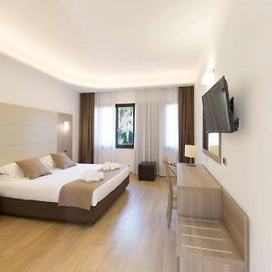 Chambre Supérieure Lit King-Size